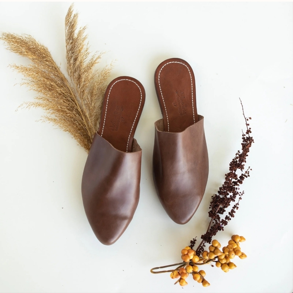 Adelisa & Co. Otoño Mule {Women's Leather Shoes} Sz 7